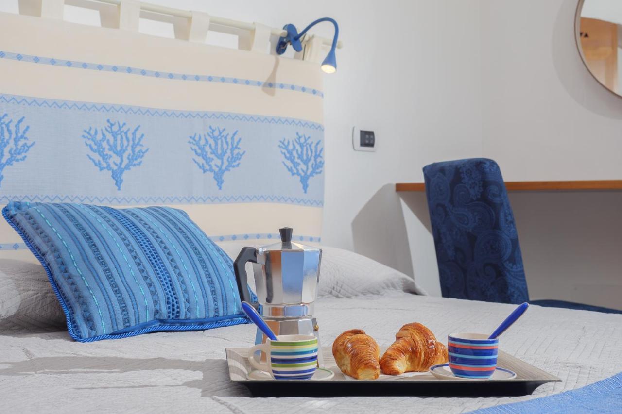 Villetta Azzurro - Sherdenia Luxury Apartments Marinella  Buitenkant foto
